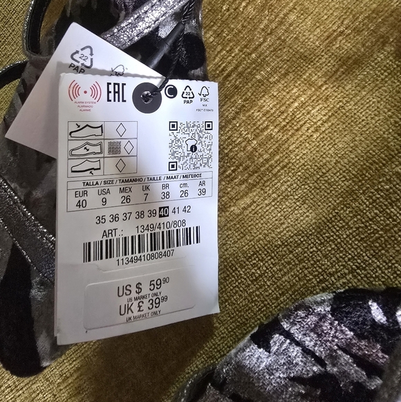 NWT ZARA SILVER/ GREY VELVET PRINT HEELED SANDALS NEW SIZE 9 - Picture 4 of 5